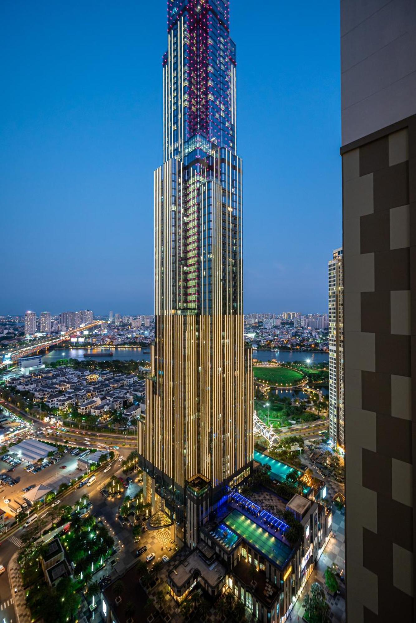 Luxury Apartment At Vinhomes Central Park 胡志明市 外观 照片