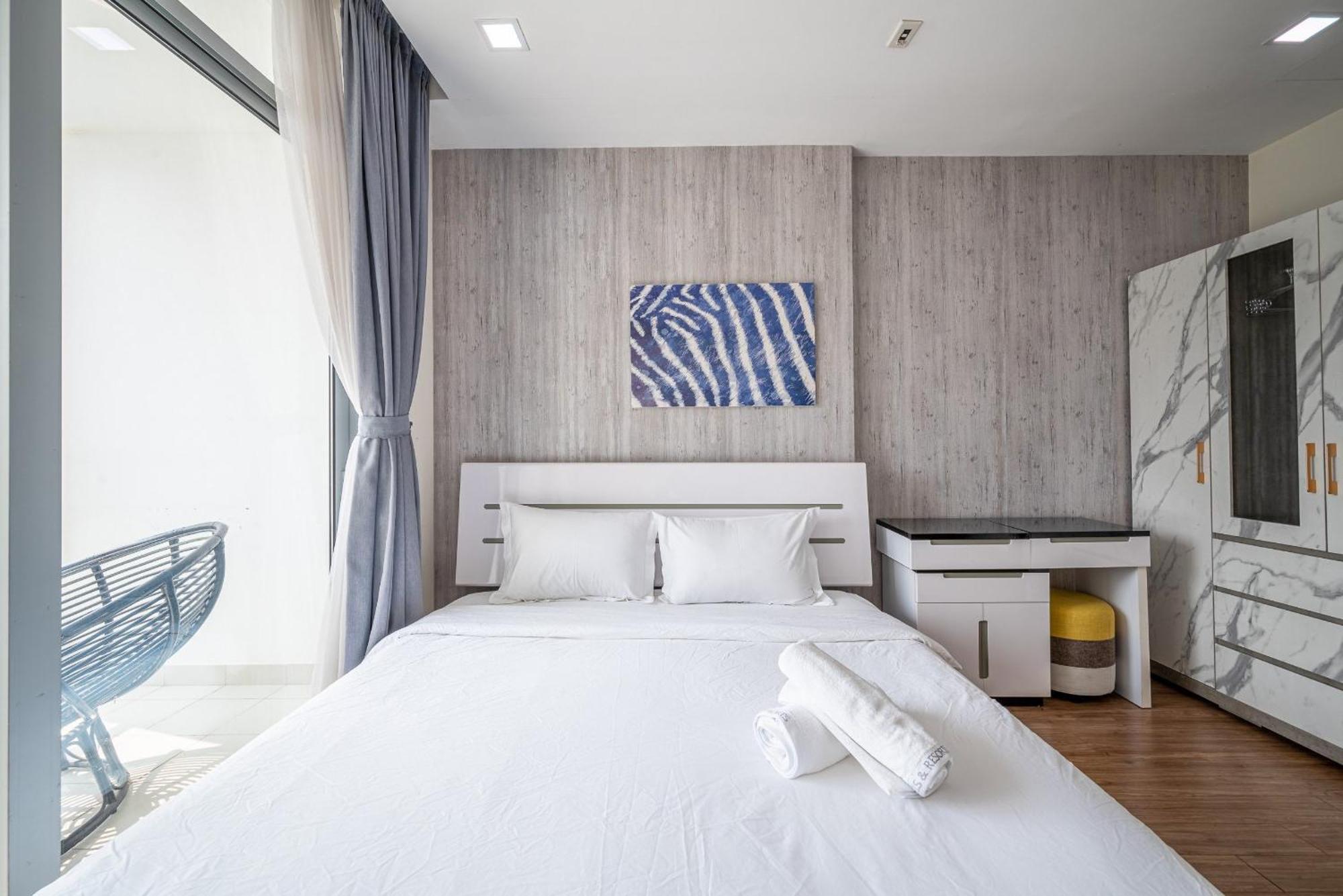 Luxury Apartment At Vinhomes Central Park 胡志明市 外观 照片