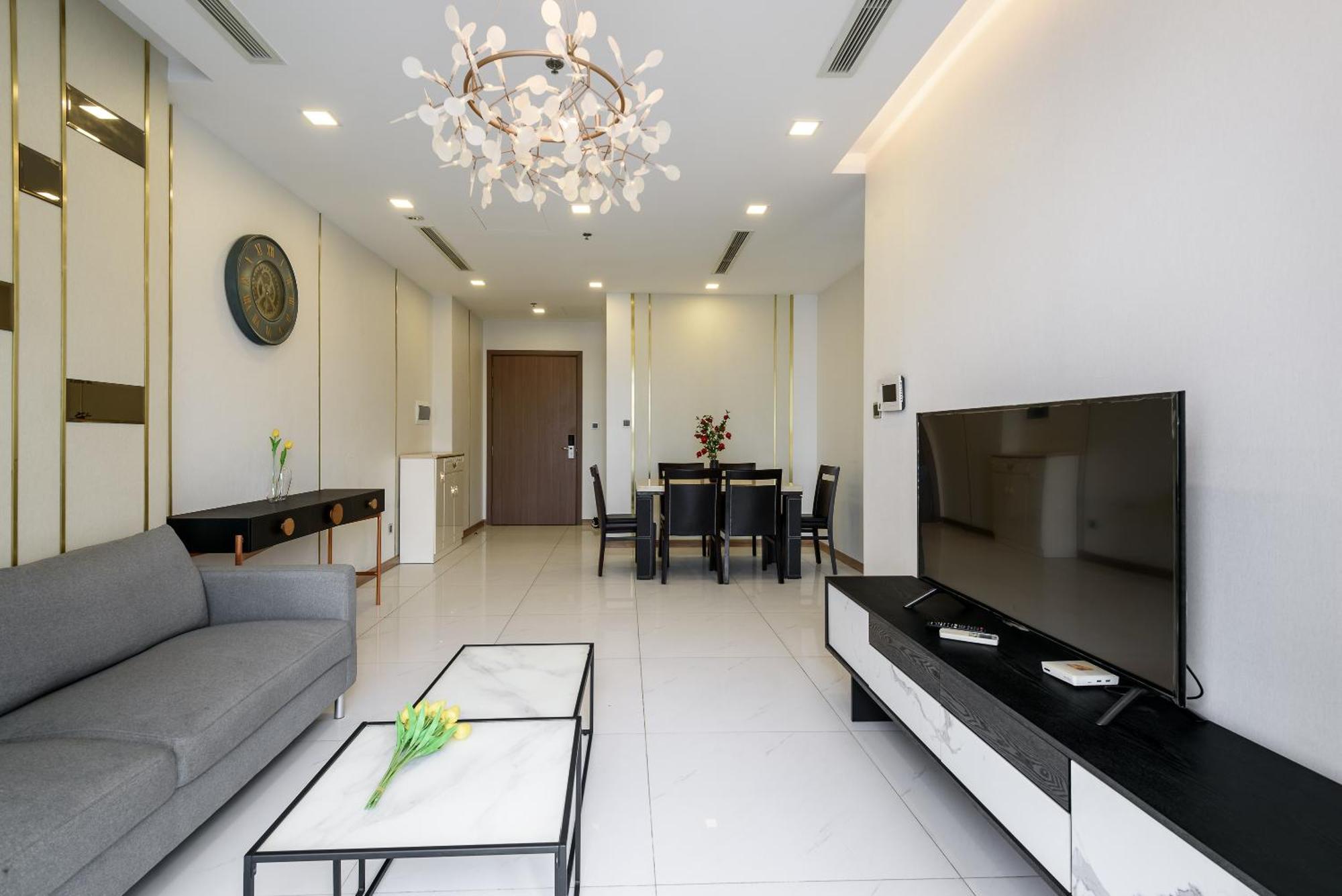 Luxury Apartment At Vinhomes Central Park 胡志明市 外观 照片