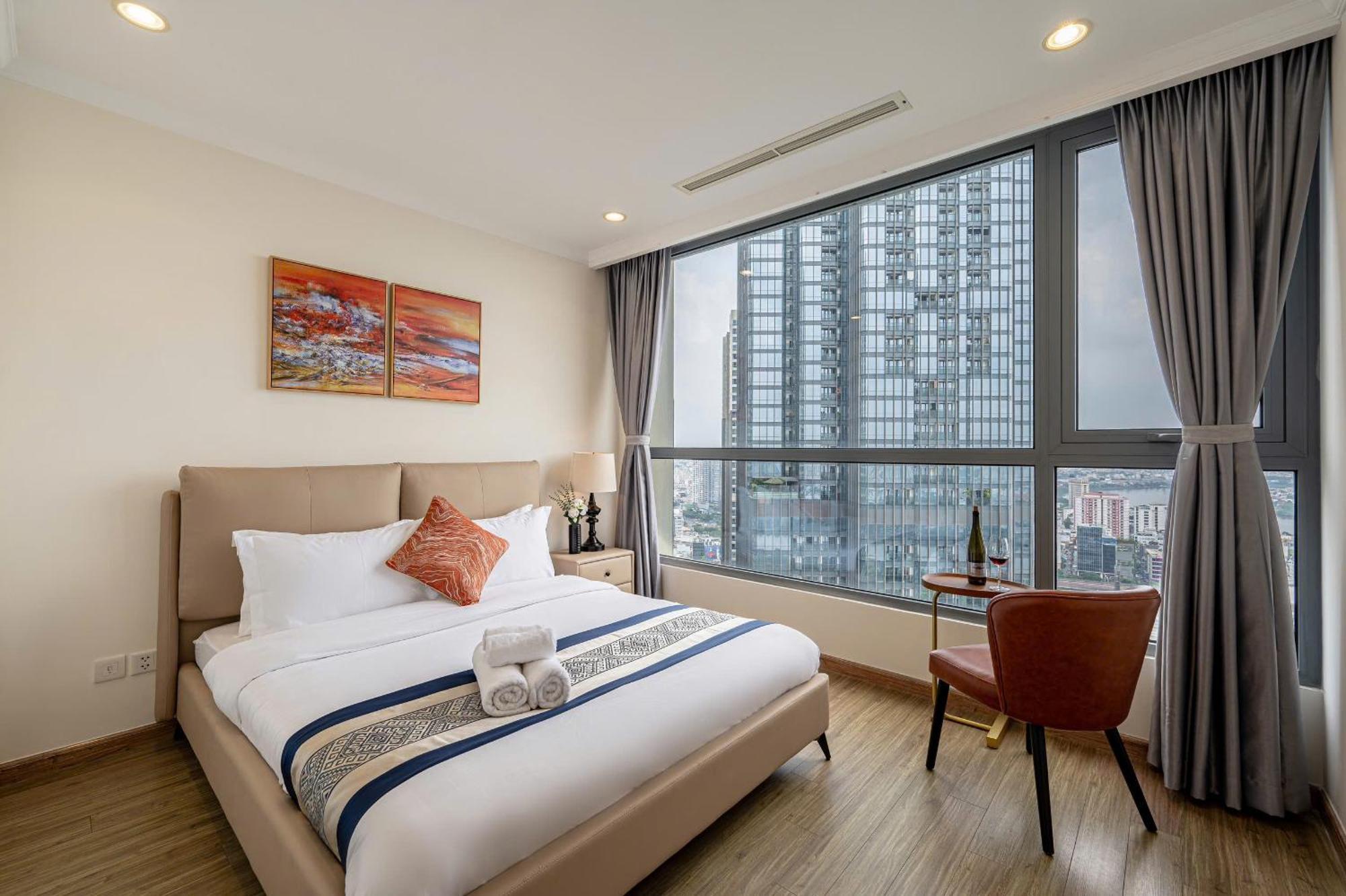 Luxury Apartment At Vinhomes Central Park 胡志明市 外观 照片