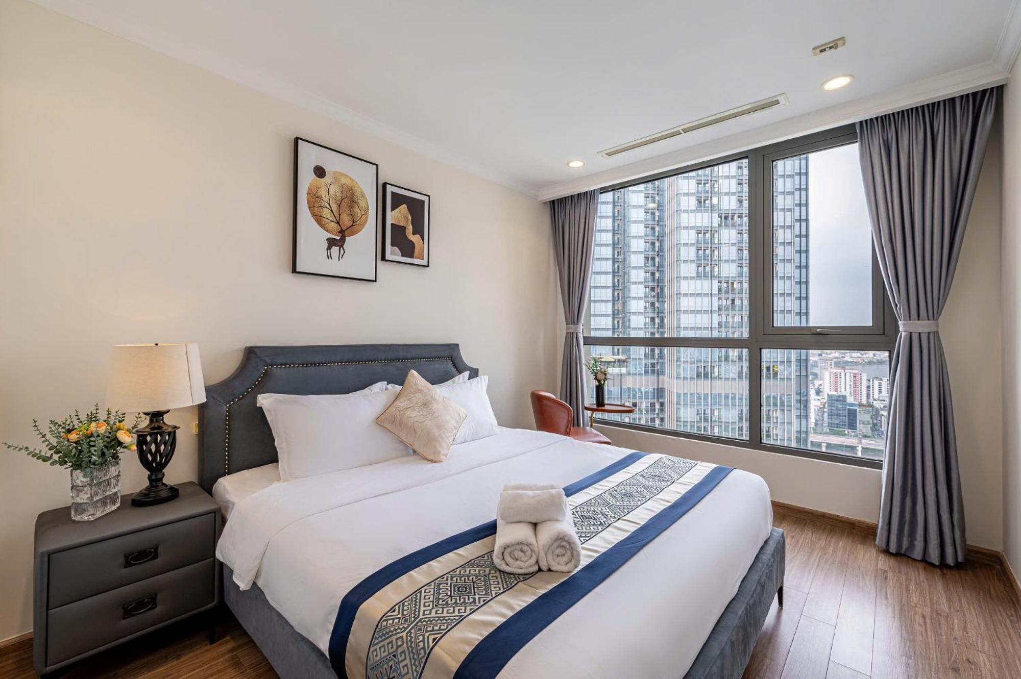 Luxury Apartment At Vinhomes Central Park 胡志明市 外观 照片
